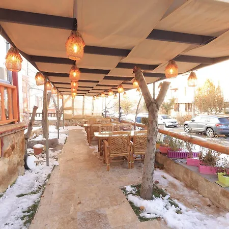 Kemal Stone House Hotel. 2* Uçhisar